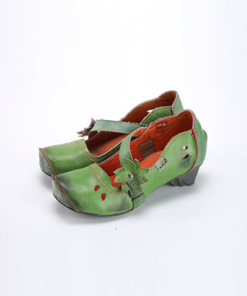 Unique Toe Cap With Flower Needles Decorated Women's Low-heeled Leather Shoes