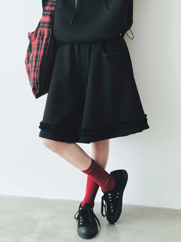 Black air layer shorts for women, autumn and winter versatile design sense lace sanitary pants for women