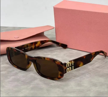 Women's Retro Vintage Cat Eye Sunglasses Elegant Frame UV400 Fashion Designer Shades Gift No Case