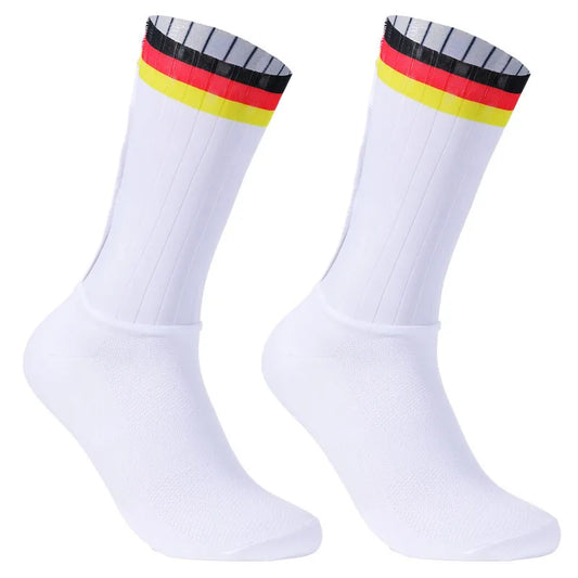 Socks 2023 New Anti Slip Silicone Summer Aero Whiteline Cycling Socks Men Bicycle Sport Running Bike Socks Calcetines