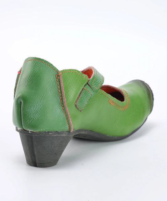 Unique Toe Cap With Flower Needles Decorated Women's Low-heeled Leather Shoes