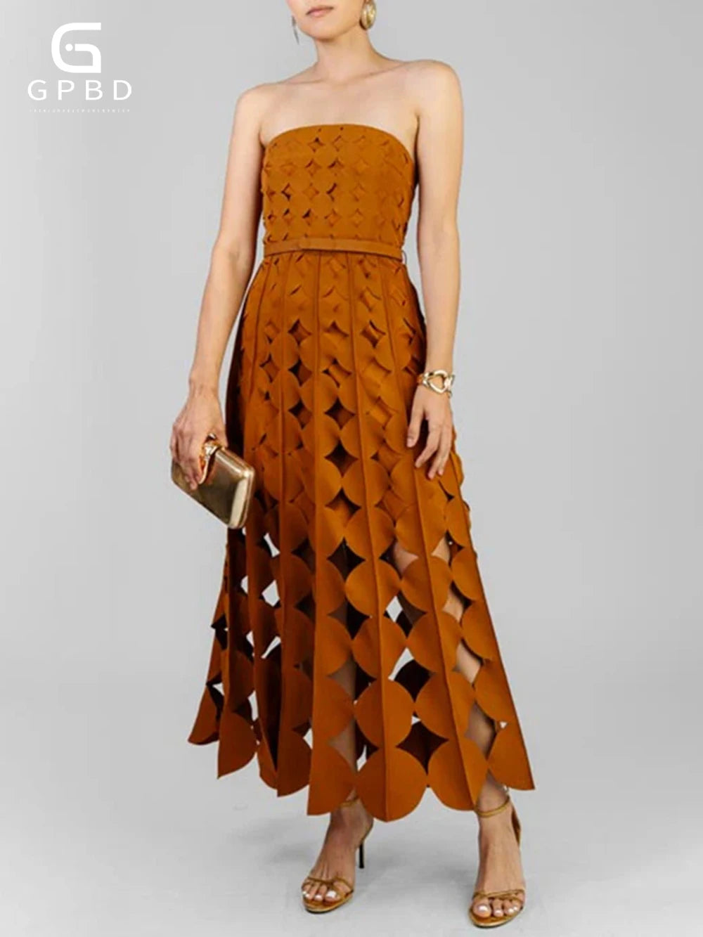 Circular Cut Out Dress For Women Strapless High Waist Patchwork Tassel Hem Solid Maxi Dresses Female 2025 Summer Clothing