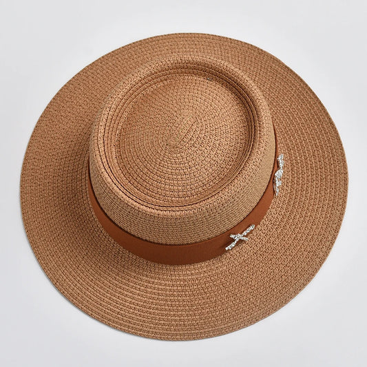Fashionable Metal RB Letter Straw Hats for Women Summer Elegant Holidays Boater Hat Outdoor Beach Sun Hat