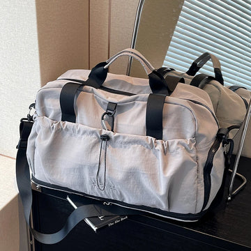 Large-capacity short-distance travel bag, lightweight, fashionable and versatile sports bag, dry and wet separation travel bag