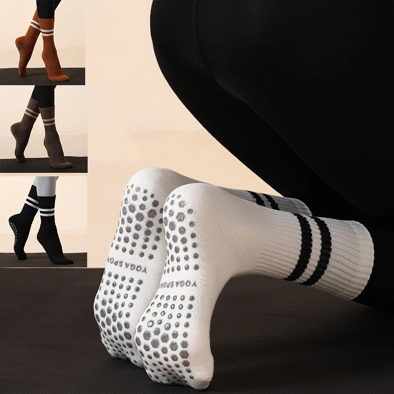 Women's Non Slip Yoga Socks with Grips Cotton Mid Calf Long Warm  breathable Pilates Dance Fitness Sports Socks Outdoor Fitness