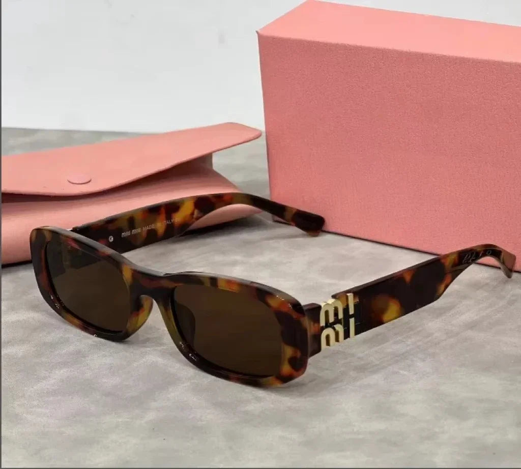 Women's Retro Vintage Cat Eye Sunglasses Elegant Frame UV400 Fashion Designer Shades Gift No Case